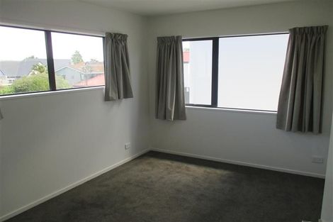 Photo of property in 2/87 Mandeville Street, Riccarton, Christchurch, 8011
