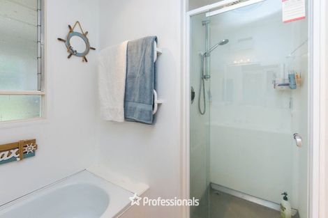 Photo of property in 25 Totara Park Road, Clouston Park, Upper Hutt, 5018