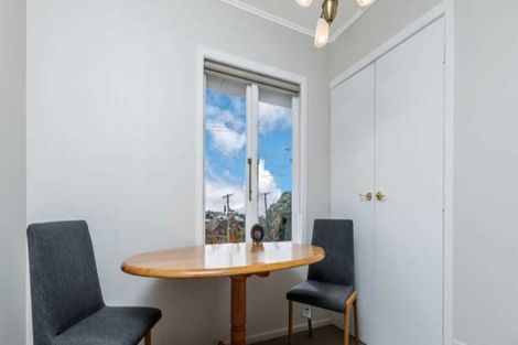 Photo of property in 1/42 East Coast Road, Milford, Auckland, 0620