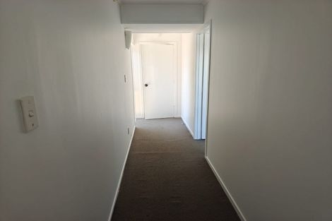 Photo of property in 29 Kelman Road, Kelston, Auckland, 0602