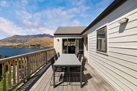 Photo of property in 5 Gum Lane, Queenstown, 9300