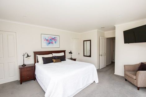 Photo of property in 10 Harris Place, Ngatea, 3503