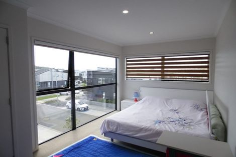 Photo of property in 16 Pheasant Lane, Hobsonville, Auckland, 0616