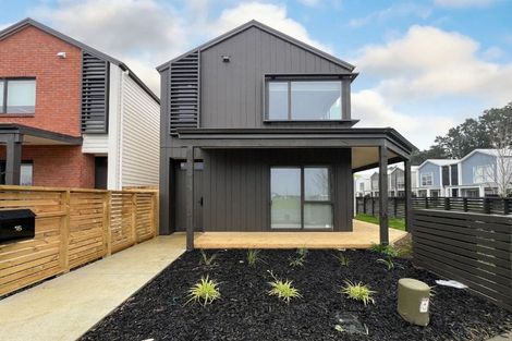 Photo of property in 16 Yellow Pear Lane, Karaka, Papakura, 2113