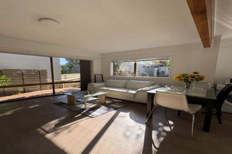 Photo of property in 14 Oaktree Avenue, Browns Bay, Auckland, 0630