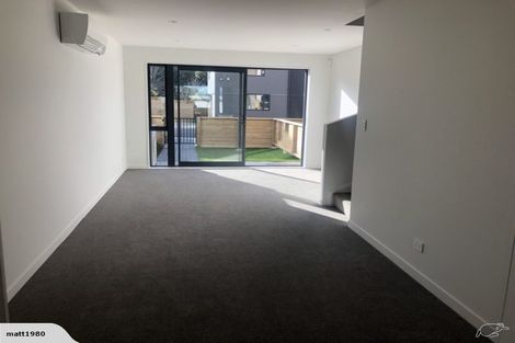 Photo of property in 124u2 Britomart Street, Berhampore, Wellington, 6023