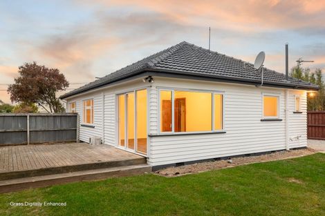 Photo of property in 74 Rowan Avenue, Aranui, Christchurch, 8061