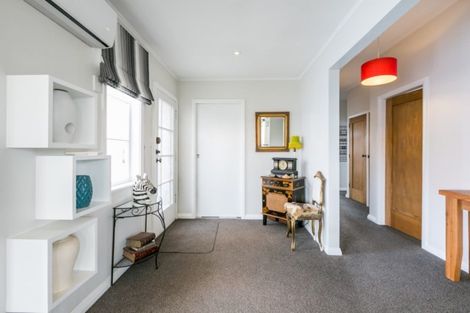 Photo of property in 35 Nuffield Avenue, Marewa, Napier, 4110