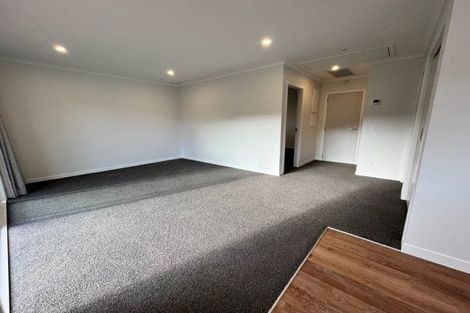 Photo of property in 108a Strand Crescent, Naenae, Lower Hutt, 5011