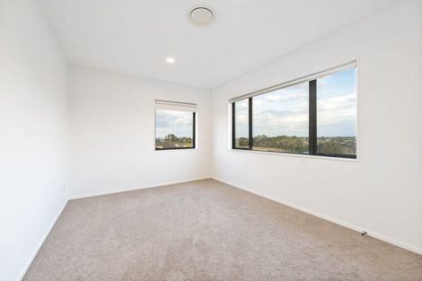 Photo of property in 55 Platinum Rise, Ranui, Auckland, 0612