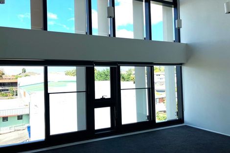 Photo of property in 6f/30 Westward Ho, Glen Eden, Auckland, 0602