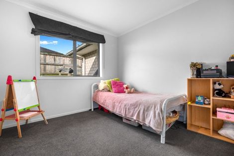 Photo of property in 1 Antrim Glade, Welcome Bay, Tauranga, 3175