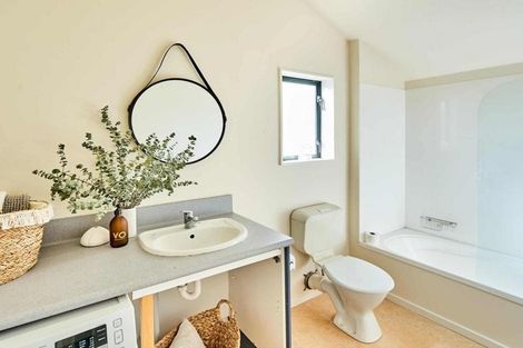 Photo of property in Courtenay Mews Apartments, 19/14u Alpha Street, Te Aro, Wellington, 6011