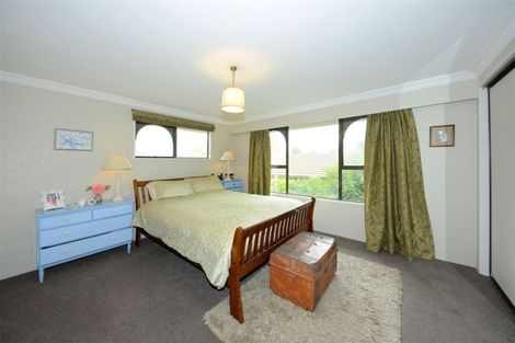 Photo of property in 58 Karnak Crescent, Russley, Christchurch, 8042
