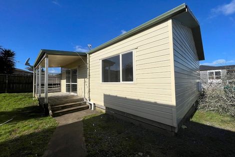 Photo of property in 10 Richard Road, Mangere, Auckland, 2022