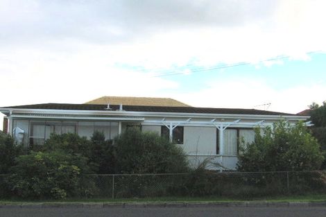 Photo of property in 424 Old Te Atatu Road, Te Atatu Peninsula, Auckland, 0610