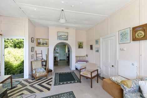 Photo of property in 455 Karaka Bay Road, Karaka Bays, Wellington, 6022