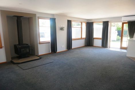 Photo of property in 12 Gregan Crescent, Burnside, Christchurch, 8053