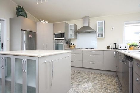 Photo of property in 119 Hetherington Road, Whangamata, 3620