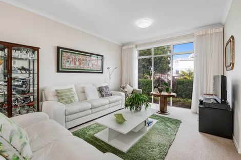 Photo of property in 61 Panorama Heights, Orewa, 0931