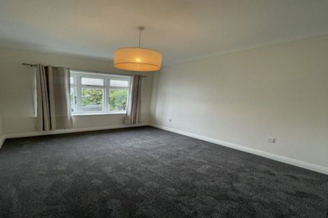 Photo of property in 127 Onepu Road, Lyall Bay, Wellington, 6022