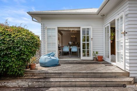 Photo of property in 28 Rossiter Avenue, Waterloo, Lower Hutt, 5011