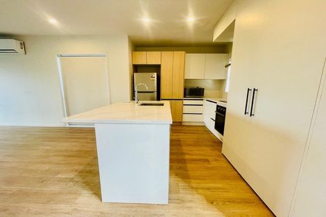 Photo of property in 16 Dorothy Thorpe Way, New Lynn, 0600