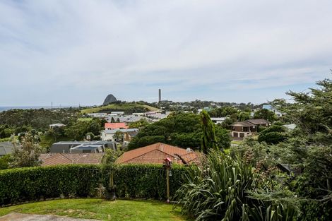 Photo of property in 16a Tiverton Crescent, Whalers Gate, New Plymouth, 4310
