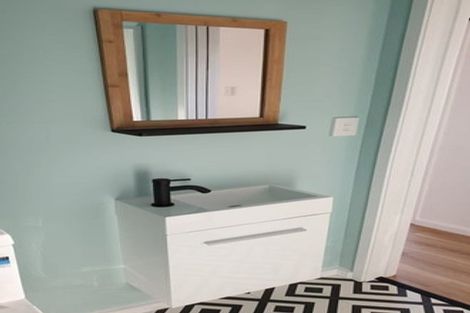 Photo of property in 122 Constable Street, Newtown, Wellington, 6021