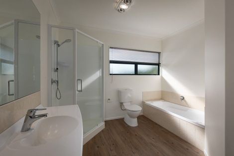 Photo of property in 22 Macmillan Street, Katikati, 3129