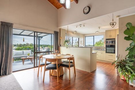 Photo of property in 13 Houhere Place, Pukete, Hamilton, 3200