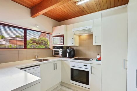 Photo of property in 2/3 Celia Street, Redcliffs, Christchurch, 8081