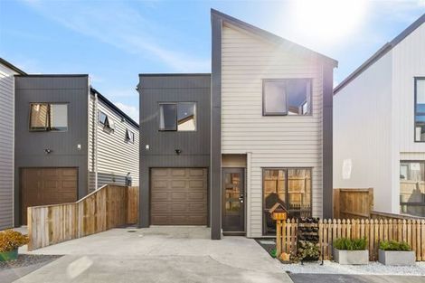 Photo of property in 111 Waekahu Road, Westgate, 0814