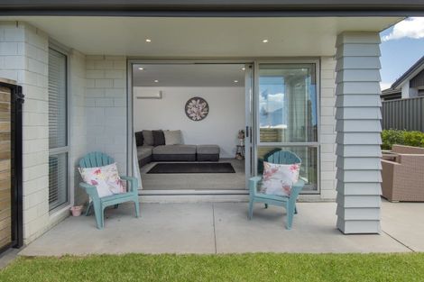 Photo of property in 2 Shannon Lane, Pyes Pa, Tauranga, 3112