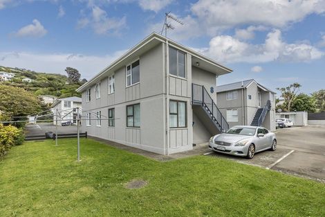 Photo of property in 127u7 Queens Drive, Lyall Bay, Wellington, 6022