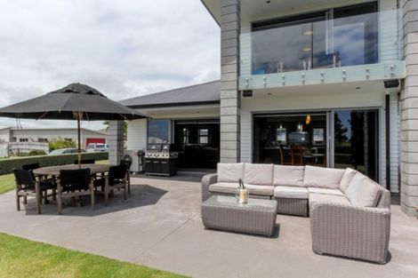 Photo of property in 45 Dillon Drive, Bell Block, New Plymouth, 4312