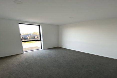 Photo of property in 16 Piripiri Place, Broomfield, Christchurch, 8042