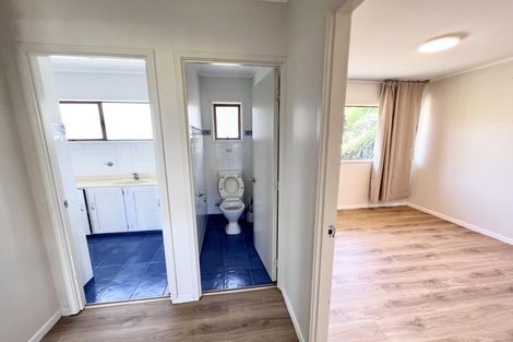 Photo of property in 1/43 Nigel Road, Browns Bay, Auckland, 0630