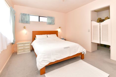 Photo of property in 27 Maygrove Drive, Orewa, 0931