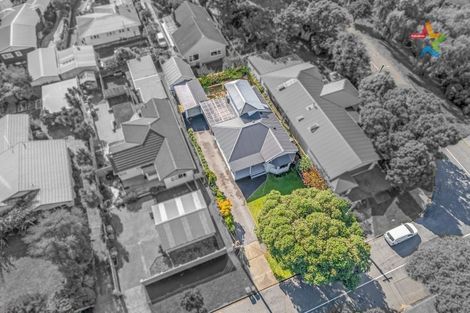 Photo of property in 43 Saint Ronans Avenue, Waterloo, Lower Hutt, 5011