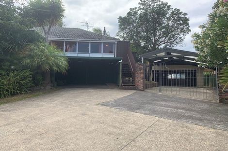 Photo of property in 27 Wairau Road, Forrest Hill, Auckland, 0627