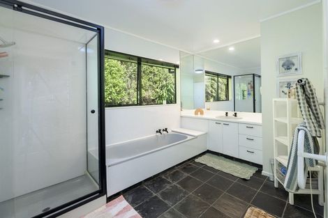 Photo of property in 11d Redwood Crescent, Hurdon, New Plymouth, 4310