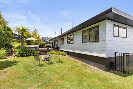 Photo of property in 1 Boundary Road, Waipahihi, Taupo, 3330