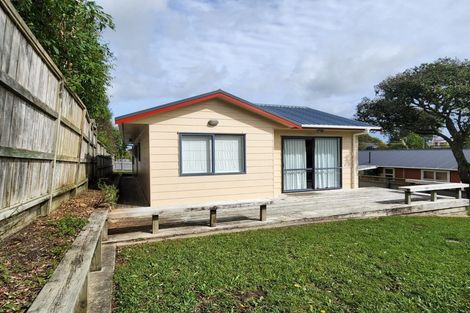 Photo of property in 26 Puriri Street, Helensville, 0800