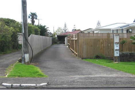 Photo of property in 7a Tawa Road, Te Atatu Peninsula, Auckland, 0610