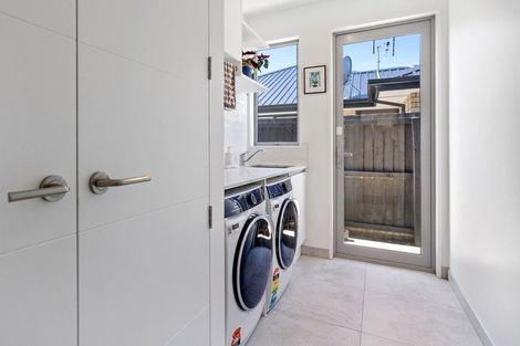 Photo of property in 2 Guyon Street, Marshland, Christchurch, 8083