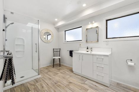 Photo of property in 6 Uenuku Avenue, Raglan, 3225