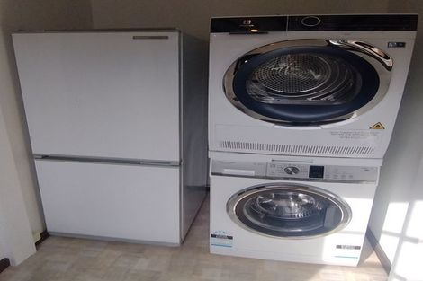 Photo of property in 19 Torwood Road, Khandallah, Wellington, 6035