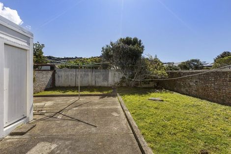 Photo of property in 100 Yule Street, Lyall Bay, Wellington, 6022