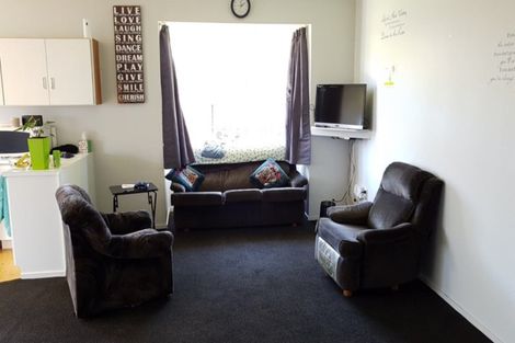 Photo of property in 71 Hoffman Street, Hokitika, 7810